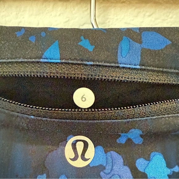 Lululemon- Inspire Tight II *Full On Luxtreme (Mesh) - 6 - Picture 9 of 9